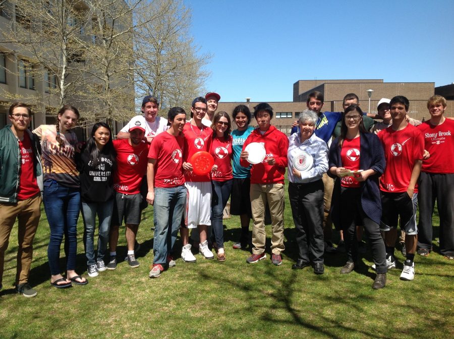 Sbu Libraries Host Stony Brooks Ultimate Frisbee Team Event Stony