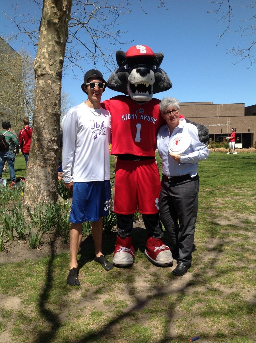 SBU Libraries’ Host Stony Brook’s Ultimate Frisbee Team Event | Stony ...