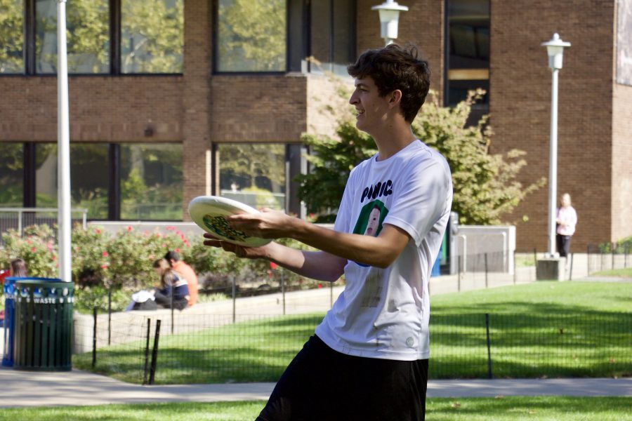 University Libraries & Ultimate Frisbee Hangout 2017